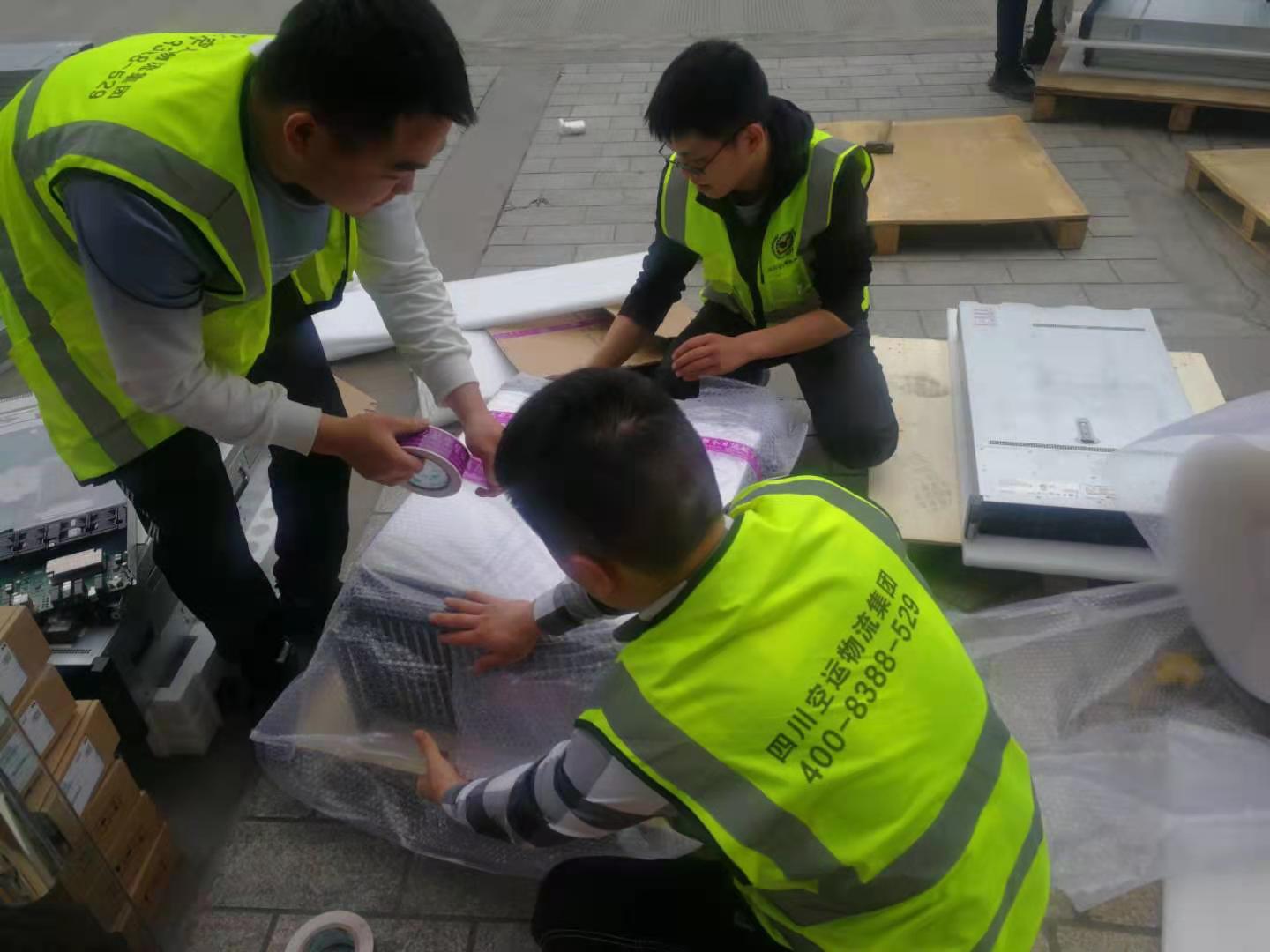 玻璃杯可以空運嗎？